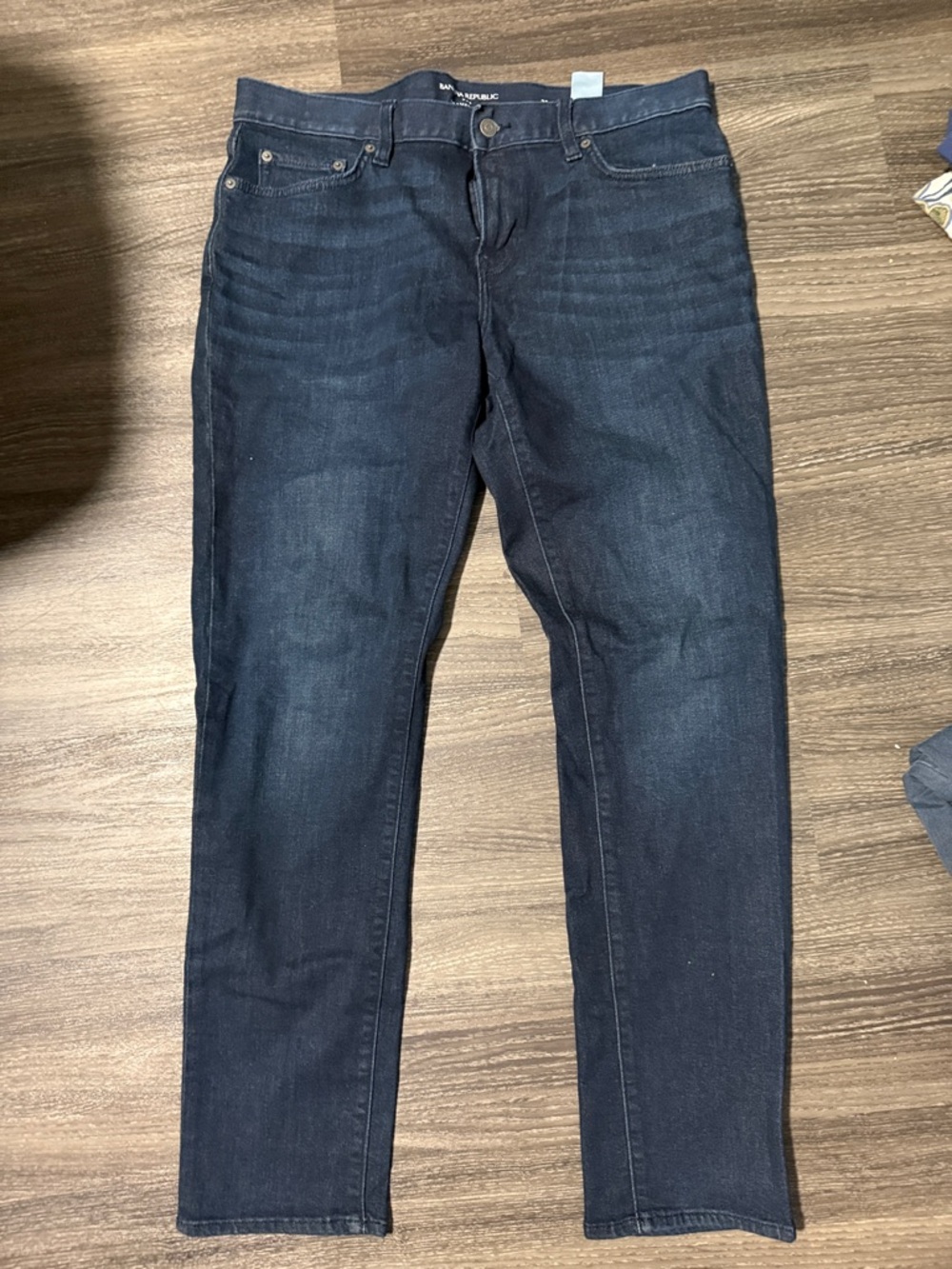 Banana Republic | Traveler Athletic Fit Straight Dark Jeans | 35